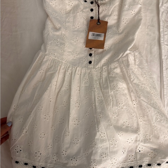 Frankie's Bikinis White Maxi Dress with Black Details - Picture 8 of 8